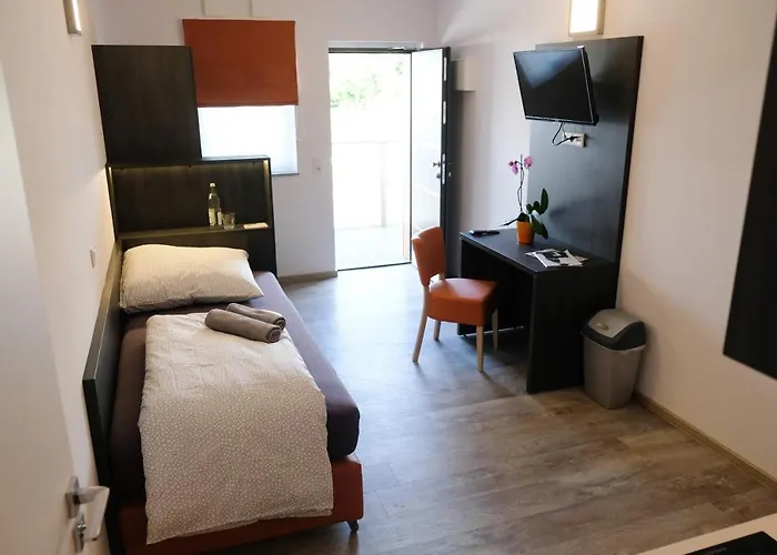 A7 Hotel