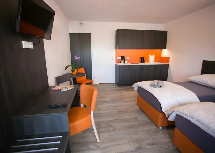 Hotel A7 3*