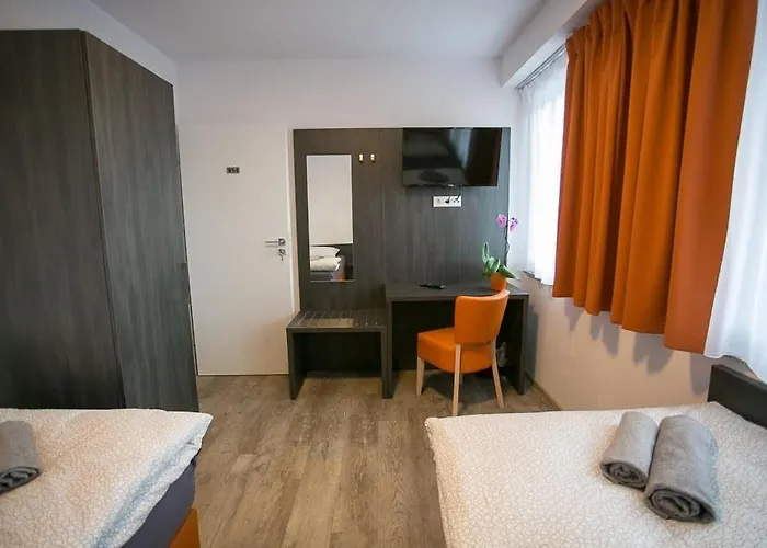 A7 Hotel 3*
